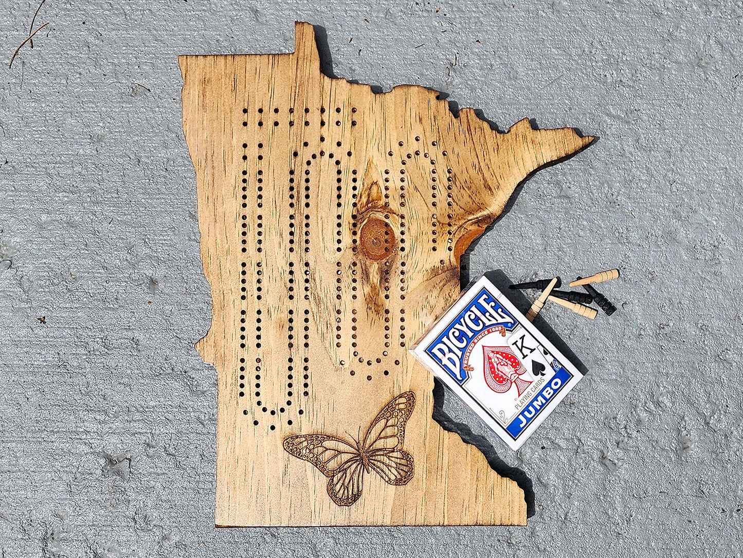 Minnesota Personalized Cribbage Board, Two Track, Continuous Track with Pegs, Wooden Game, State Gift, Handmade