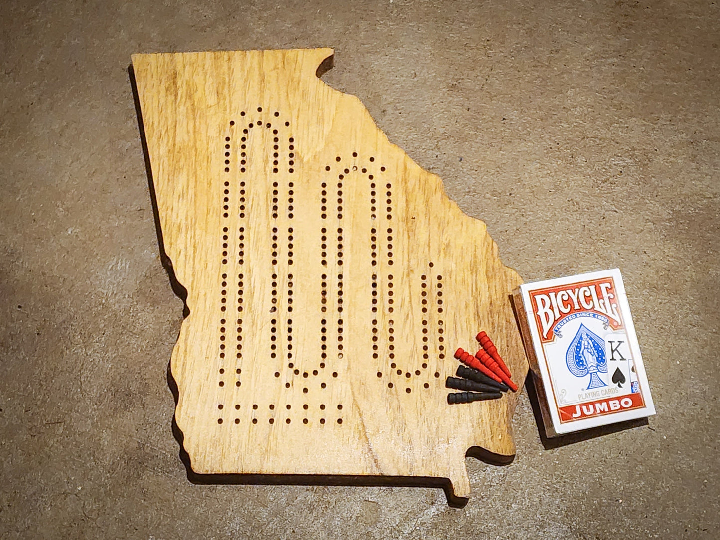 Georgia Cribbage Board, Continuous Two Track with Pegs, Wooden Game, State Gift, Wooden Cribbage Board, Gift for Gamer, Game Board, Toys